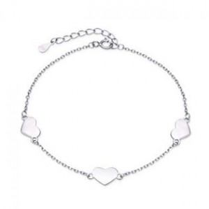 Stříbrný náramek se srdíčky