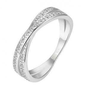 Stříbrný prsten se zirkony