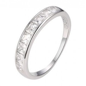 Stříbrný prsten se zirkony