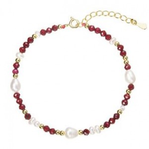 Pozlacený náramek s perlami a granáty