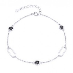 Stříbrný náramek s oválky a černými kameny